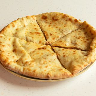 ლობიანი / Lobiani (Bean-filled Bread)