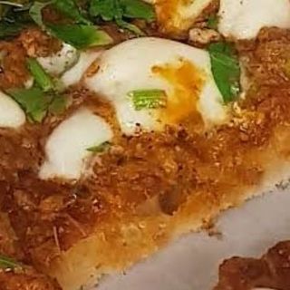 Salsiccia, pesto rosso, fior di latte