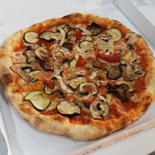 Pizza Vegetariana Familiar (36 cm.)