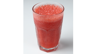 Sok warzywny świeżo wyciskany