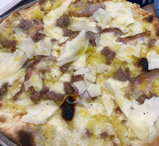 Pizza Sporcacciona (30 Cm.)