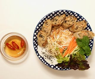 Bún Chả Giò Con Nems Veganos