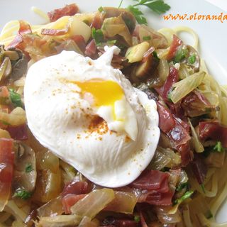 Tagliatelle Con Jamón Y Champiñones