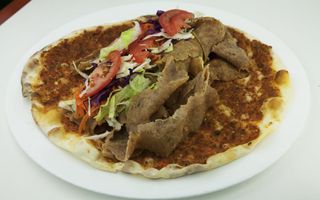 Bocadillo Lahmacun Con Patatas