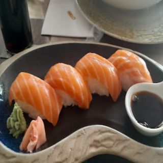 Nigiri Sake (2 Pzs.)