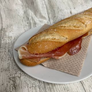 Bocadillo de Jamón Serrano