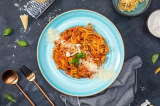 Tagliatelle cu bacon si ciuperci