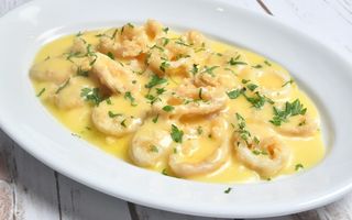 Creveti in sos de unt