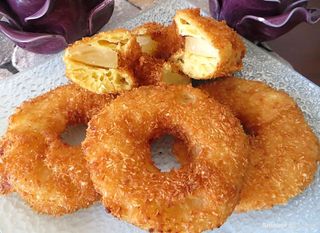 Jabłko w karmelu z sezamem