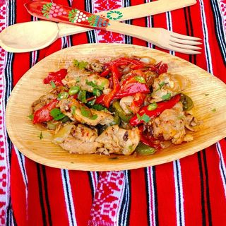 Tigaie Picanta de Pui 560 Gr.