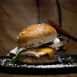 Chicken Classic Burger