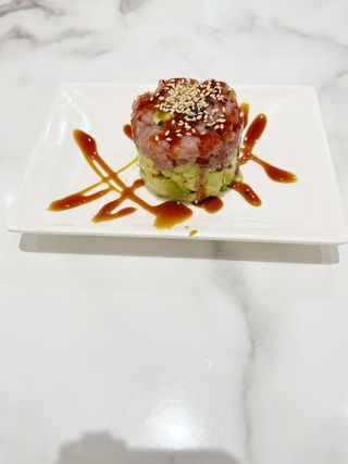 49 Tartar De Atún Y Aguacate