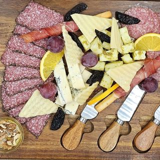 Platou italian de mezeluri și brânzeturi fine (2 persoane)