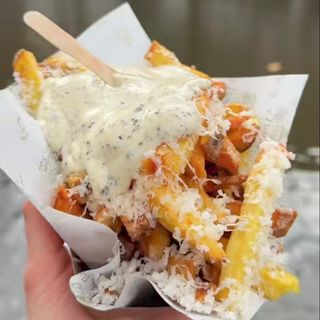 Deliciosas papas fritas 炸薯条松露汁