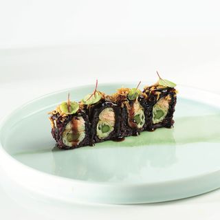 Uramaki black asparago