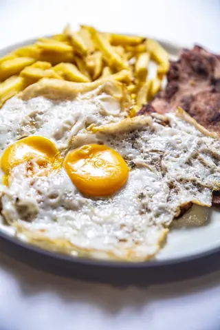 Huevos Con Bacón Y Patatas