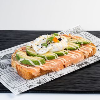 Tosta De Salmón