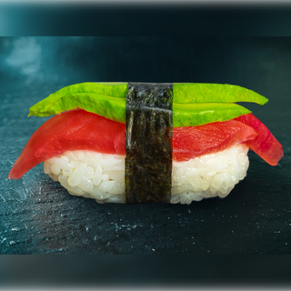 Суші з тунцем та авокадо (1шт/39г)