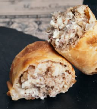 Empanada De Chicharrón (1 Ud.)