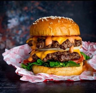 Crea il tuo doppio hamburger di Fassona 300 g