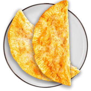 Чебуреки з трьома видами сиру