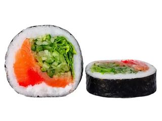 Futomaki z łososiem (6 szt) (300g)
