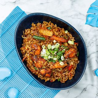 Wok orez cu pui in sos Teriyaki