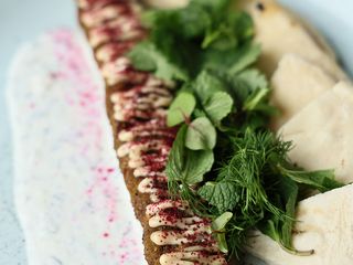 Люля кебаб з баранини з соусом дзадзикі (160/150г)
