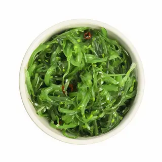 Ensalada wakame con sésamo