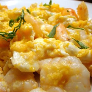 Huevos Revueltos Con Gambas