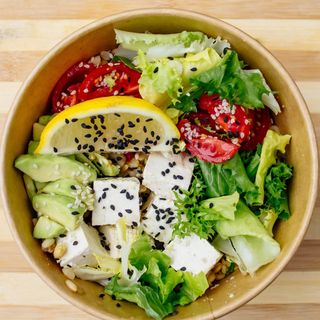 Салат з булгуром та тофу Vegan