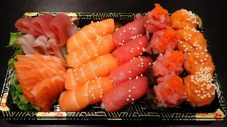 B21. Sashimi Nigiri e Gunkan Mix 26pçs