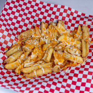 Patatas fritas con queso