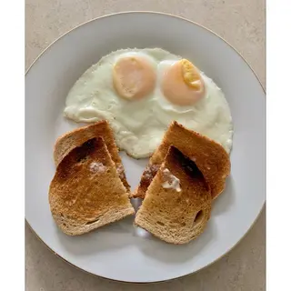 Toast (2) Eggs