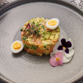 Тартар из лосося / Tartar somon