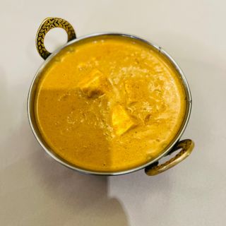 Шахи Панир (леко люто)