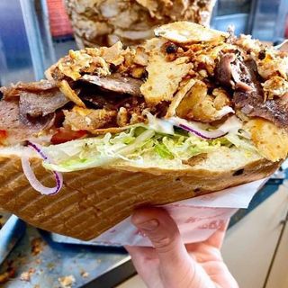 Kebab na grubym cieście duży