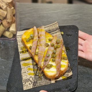 Tosta de perdiz con reducción al Px 