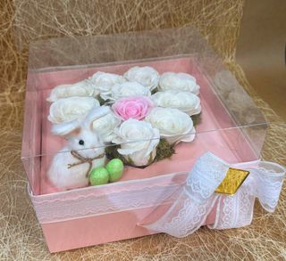 Caixa Decorativa com Rosas de Sabão