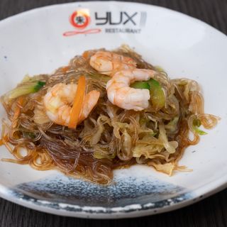 117. Spaghetti di soia con gamberi