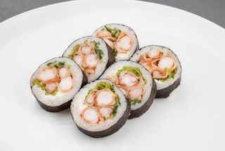 Futomaki krewetka grill