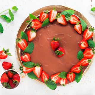 Sernik Czeko-Truskawka