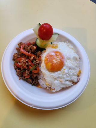 Pad Ka Prao Gai