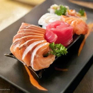 61. Sashimi Misto - 6 pz