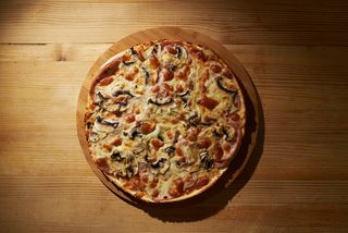 Pizza Prosciutto e funghi