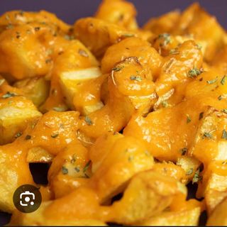 Patatas Bravas/Mixtas/3Salsas/Ali Oli