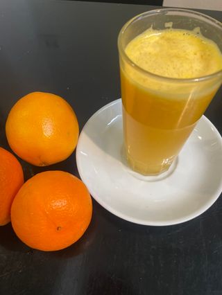 Zumo De Naranja (16 oz.)