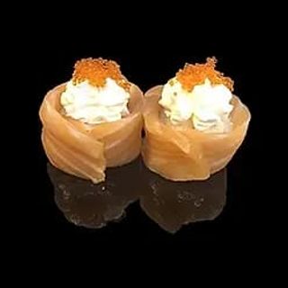 155. Sushi giò sake salmone, philadelphia, tobiko - 2 pezzi