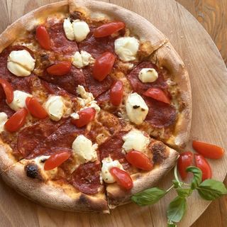 Pizza Spinata - średnia 30 cm