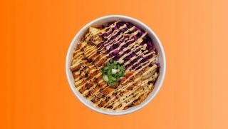 .KUBEŁEK CHINGU z kurczakiem bulgogi